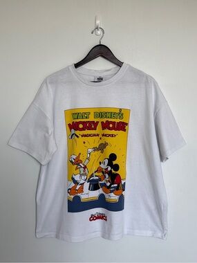 Walt Disney Mickey Mouse Short Sleeve Graphic Tee